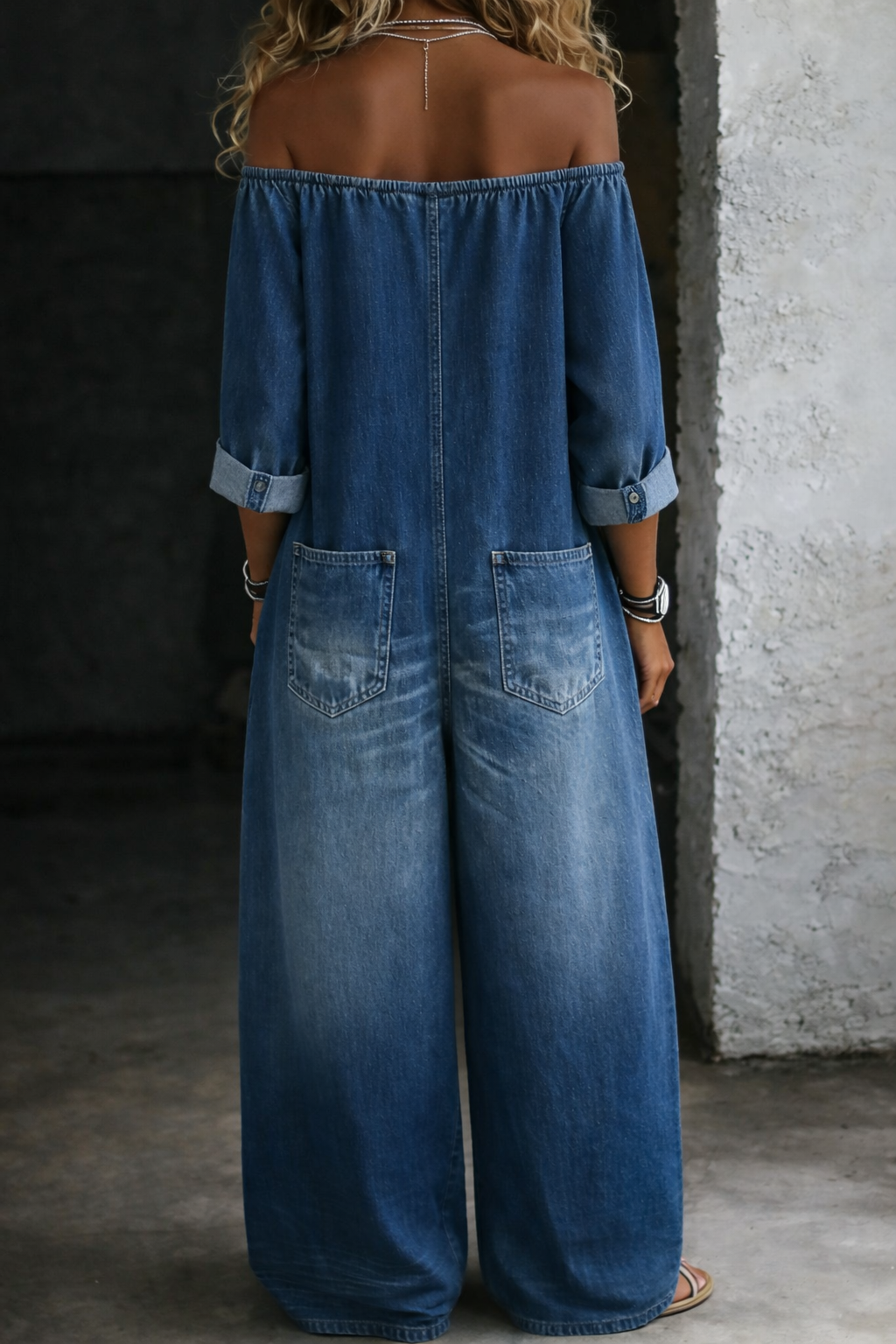 Elena™ | Mono denim con hombros descubiertos