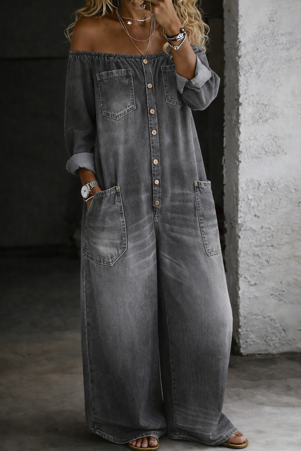 Elena™ | Mono denim con hombros descubiertos