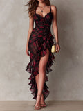 Vestido Chic Floral Negro y Rojo con Fruncido y Bajo de Volantes